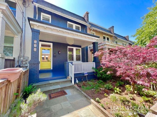 228 Upshur St NW