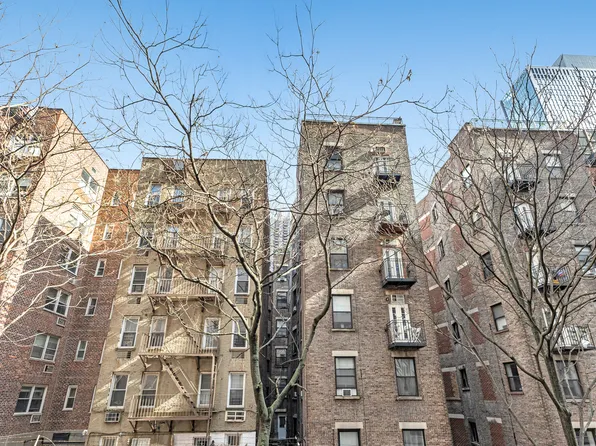 333 East 34th Street image 8 of 9