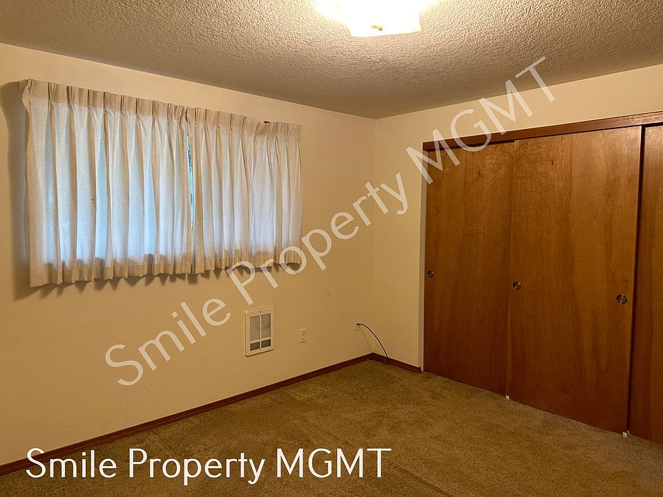 8371 Southeast Brooklyn Street 8371 SE Brooklyn St Portland OR Zillow