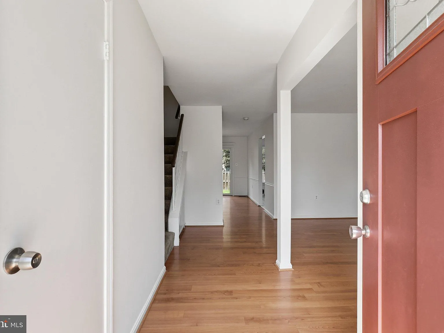3 bed, 2.5 bath, 1717 sqft, $3,000 — Photo 4