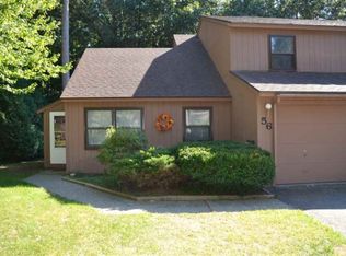 56 Wake Robin Rd, Malta, NY 12020