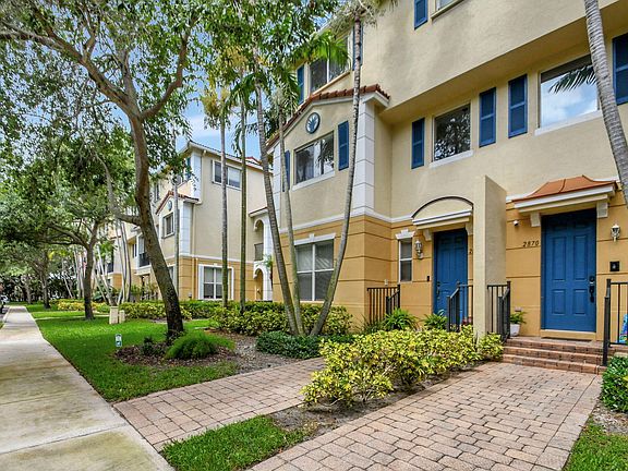 3rd image of 2872 S Oasis Drive