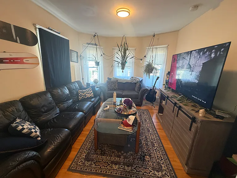 127 Hillsdale Rd #2E — Photo 8