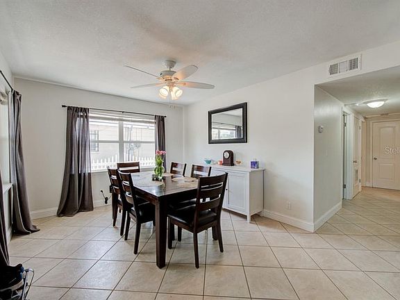 3rd image of 4111 W Mango Ave
