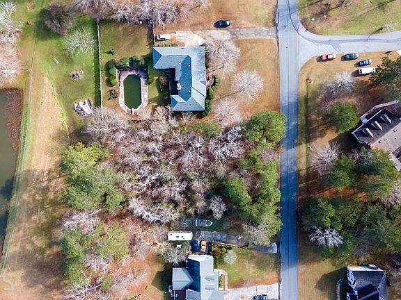 2nd image of 6575 Dana Dr