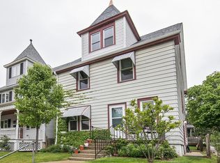 2998 S Delaware Ave, Milwaukee, WI 53207