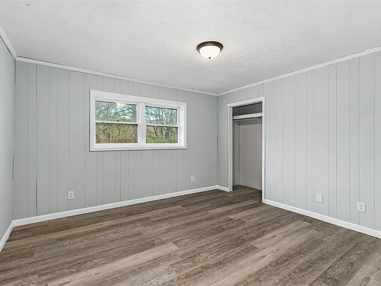 2510 Lovelaceville Florence Sta E — Photo 10