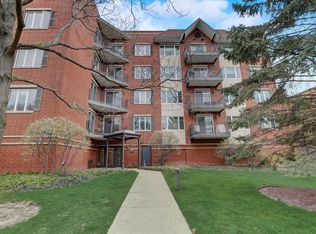 2601 Central St UNIT 203, Evanston, IL 60201