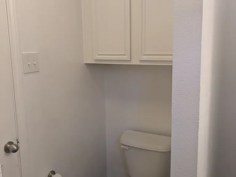 532 Majestic Park Ln — Photo 13