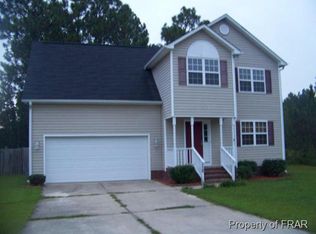 4400 Round Stone Ct, Hope Mills, NC 28348