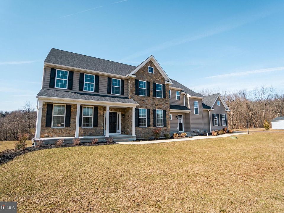 1st image of 1104 Prizer Rd