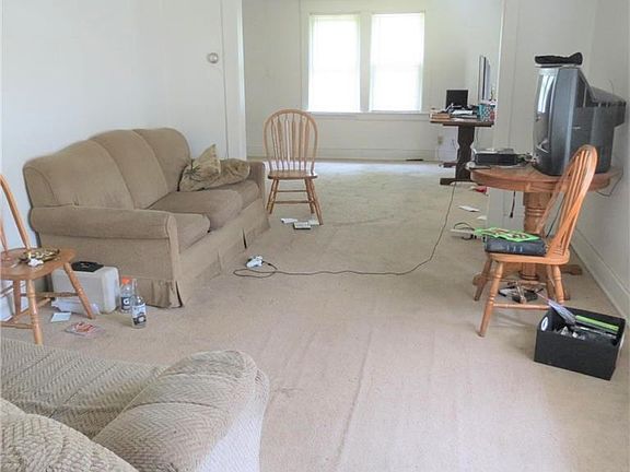 4th image of 838 Woodbine Ave SE