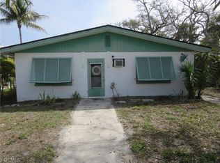 123 Falkirk St, Fort Myers Beach, FL 33931
