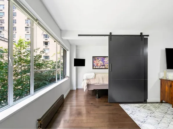 117 East 37th Street 4F image 3 of 7