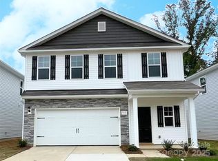 2108 Clapham Ct, Charlotte, NC 28215