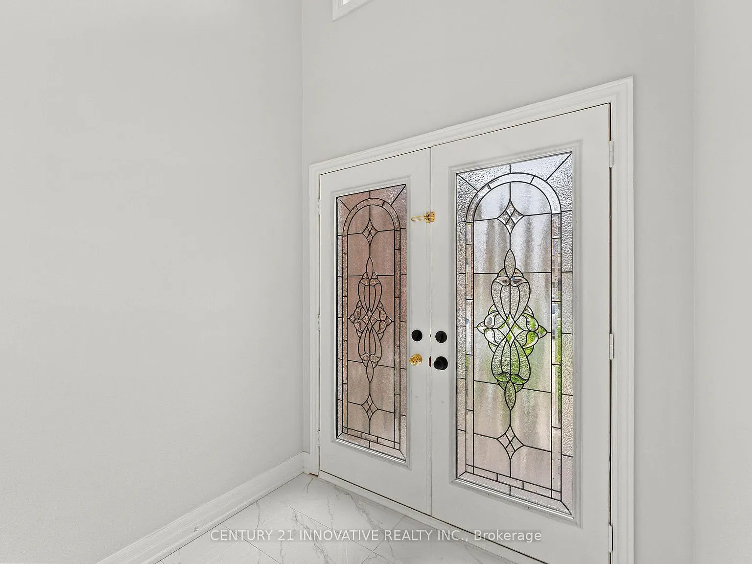 3 bed, $4,300 — Photo 4