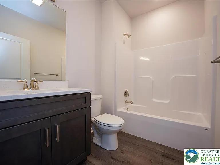 1210 Eaton Ave #201 — Photo 14