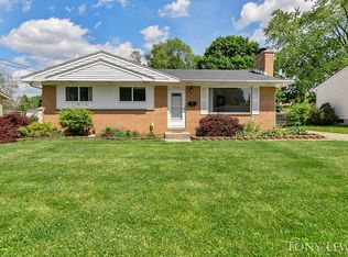 1856 Benjamin Ave NE, Grand Rapids, MI 49505