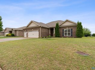 105 Brentstone Way, Meridianville, AL 35759
