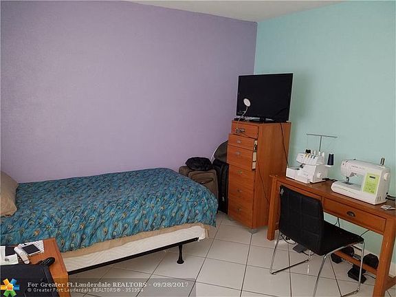 5th image of 101 NE 41st St APT H128