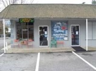 612 E Pembroke Ave, Hampton, VA 23669