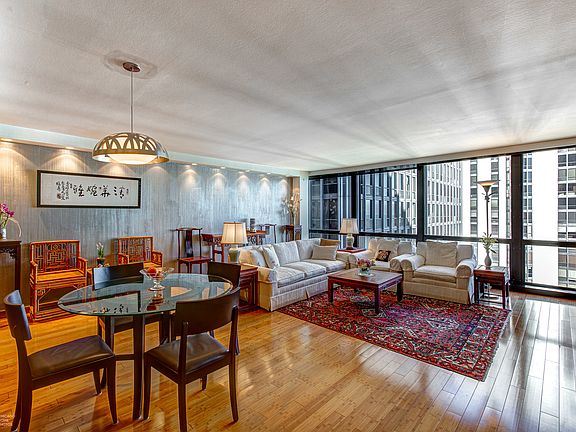 4th image of 900 N Lake Shore Dr #2207