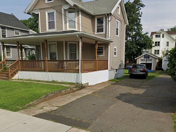 2nd image of 26 Belden St