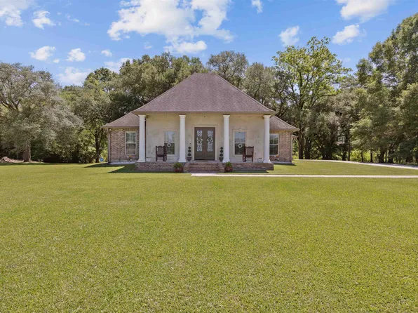 1353 Sawmill Hwy, Breaux Bridge, LA 70517