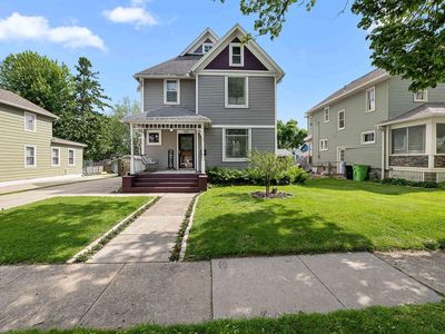 215 Fourth Street, Beaver Dam, WI, 53916