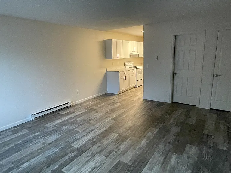 Campus Park Apartments - SAMI Apartments — Photo 33