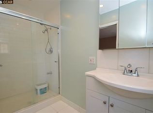 7285 Snake Rd, Oakland, CA 94611