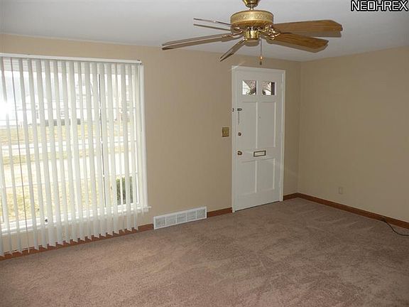 2nd image of 121 Terrace Dr