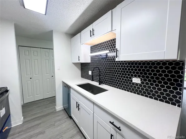 2375 S Linden Court #209, Denver, CO 80222