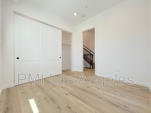 4th image of 4179 S Normandie Ave