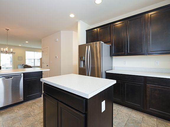 3rd image of 1497 Deer Pointe Dr #0804