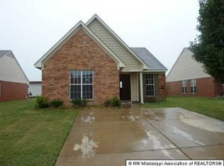 9157 Kaitlyn Dr S, Walls, MS 38680