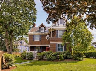 700 Commonwealth Ave, Newton, MA 02459
