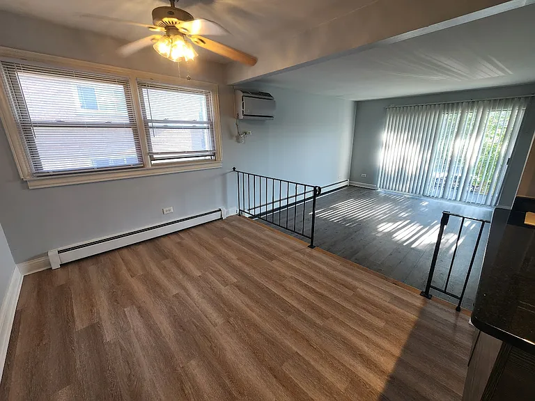 8649 Lawler Ave #2S — Photo 3