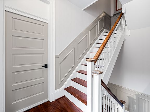 4th image of 1202 Bolton St #3
