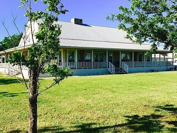 2nd image of 5831 Farm Road 71 E