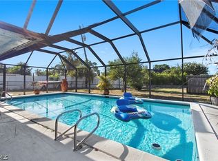 1912 Howe Ct, North Fort Myers, FL 33903