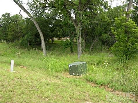 3rd image of 425 Elm Springs Ct
