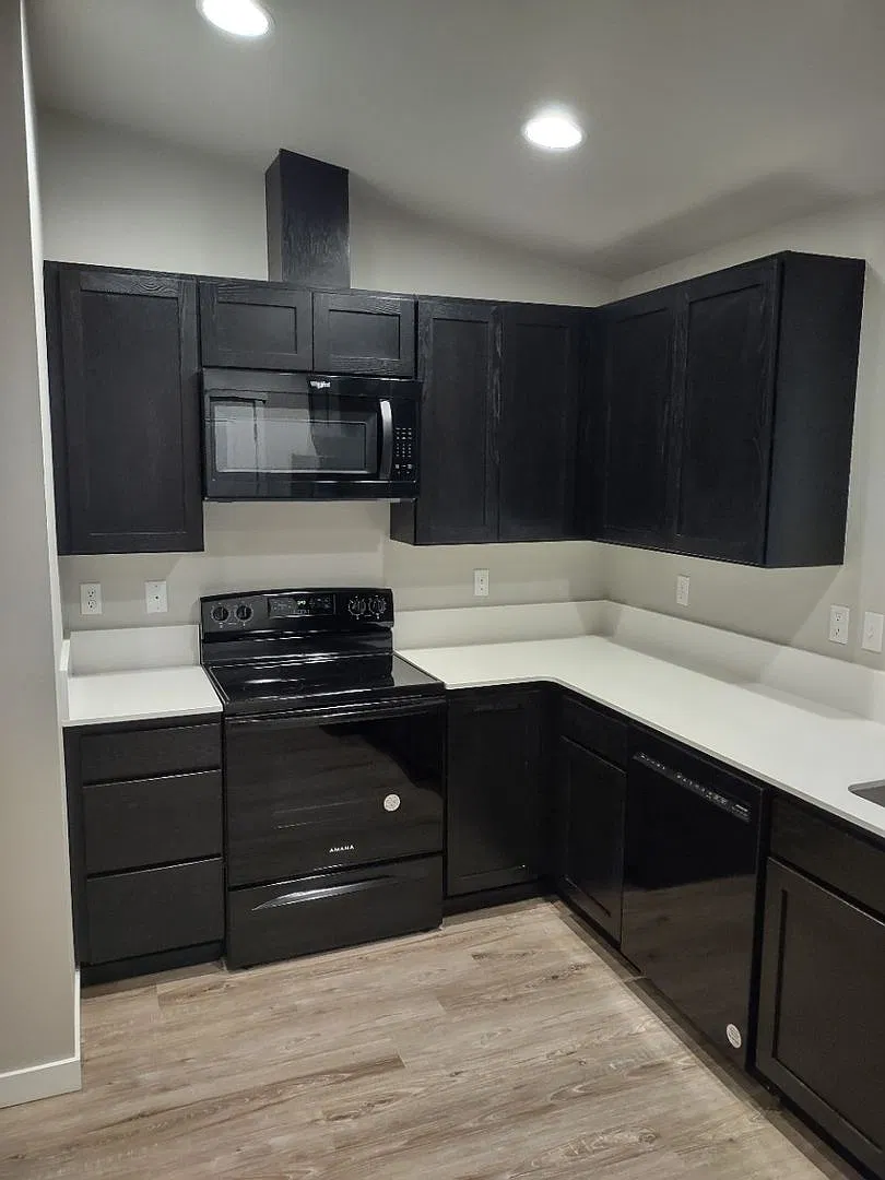 Monroe Apartments Building B — Photo 4