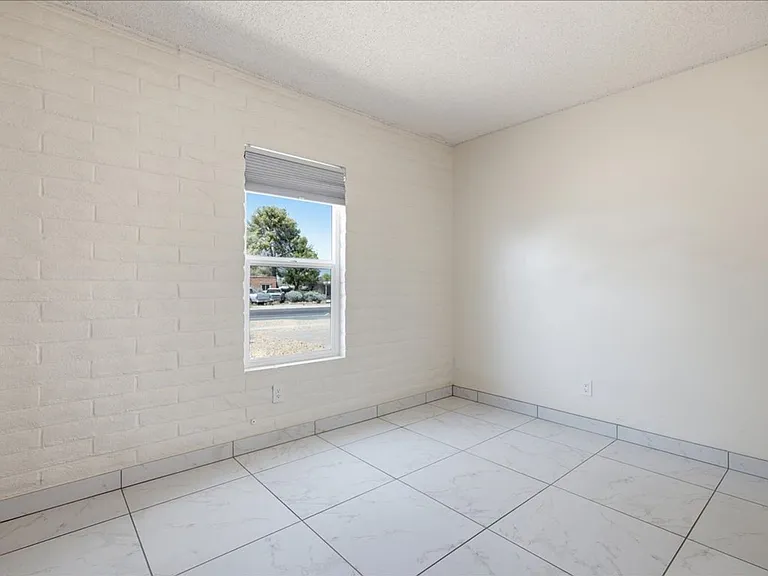 7530 E Stella Rd — Photo 16