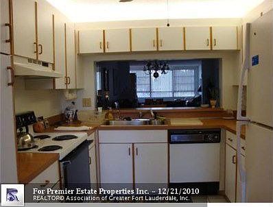 2nd image of 10336 E Clairmont Cir
