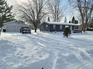 1096 Walnut Rd, Beaverton, MI 48612