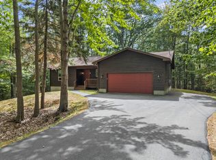 10 Wakefield Pasture Rd, Kennebunkport, ME 04046