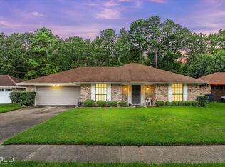 7600 Kempton Park Dr, Shreveport, LA 71129
