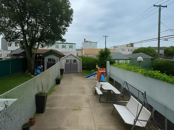 1491 East 94th Street image 8 of 12