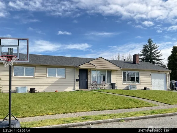 6903 N 13th Street Ct, Tacoma, WA 98406